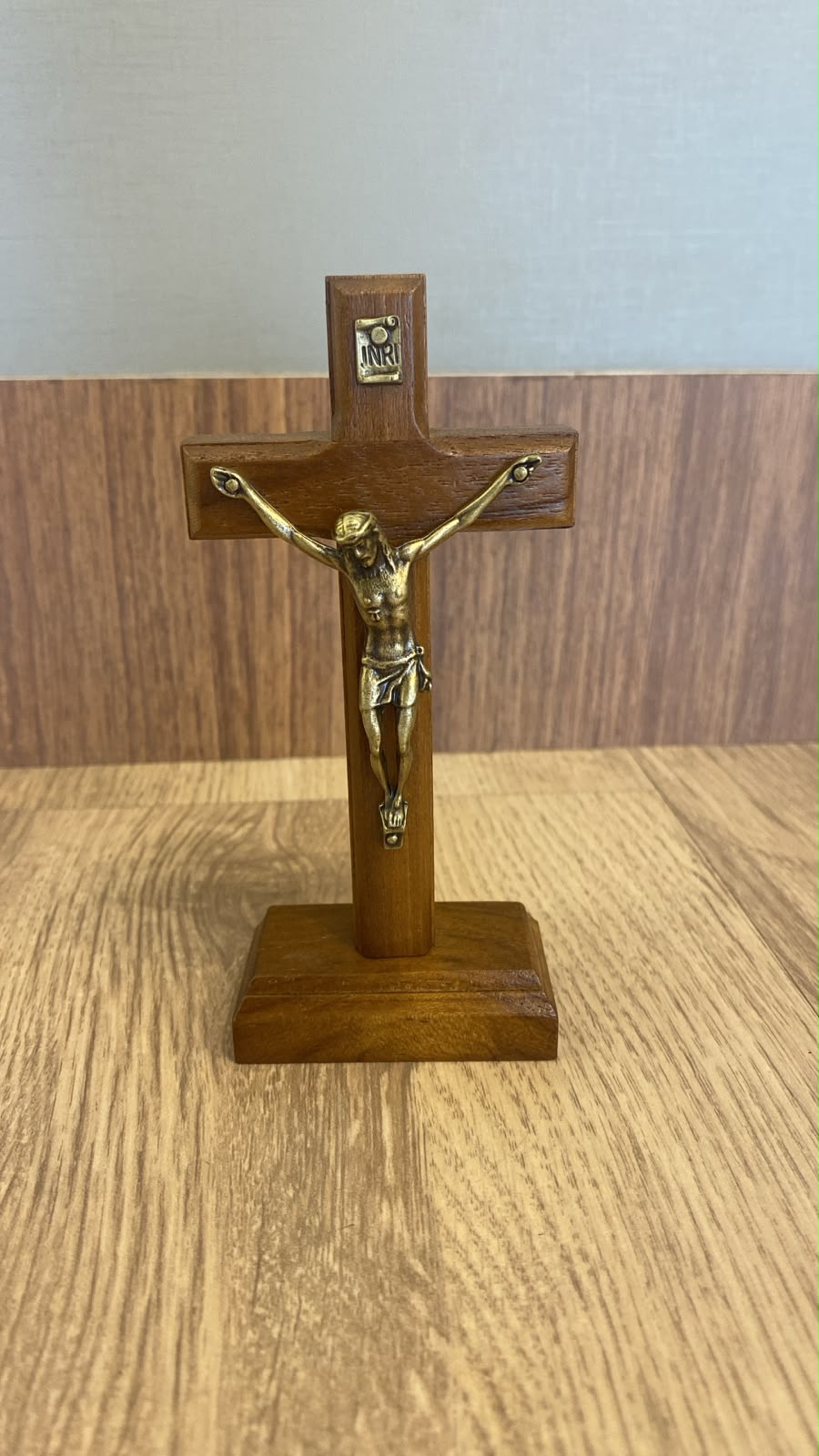 CRUCIFIXO MADEIRA 12CM TRADICIONAL